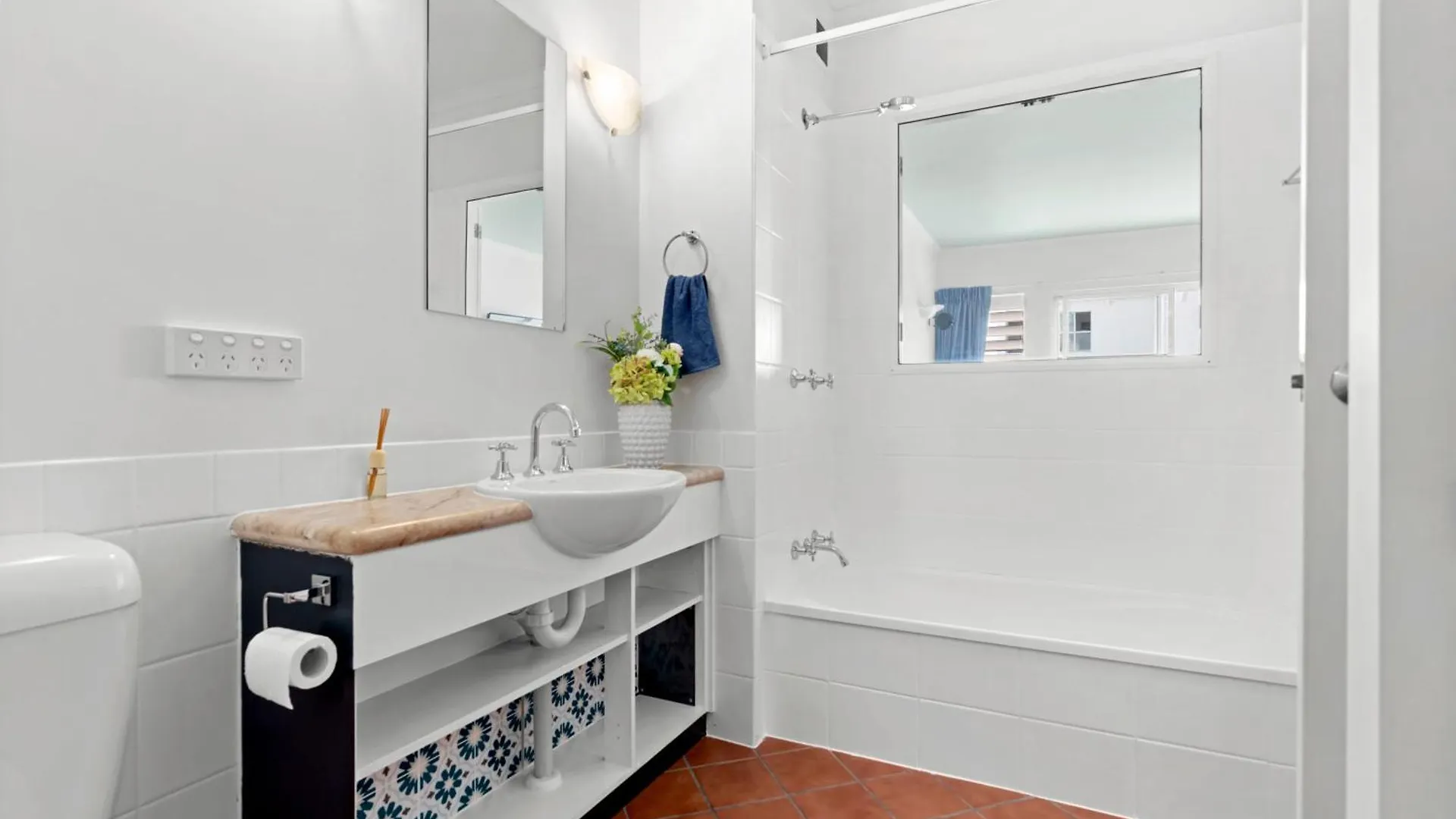 Villa Vaucluse Apartments Cairns