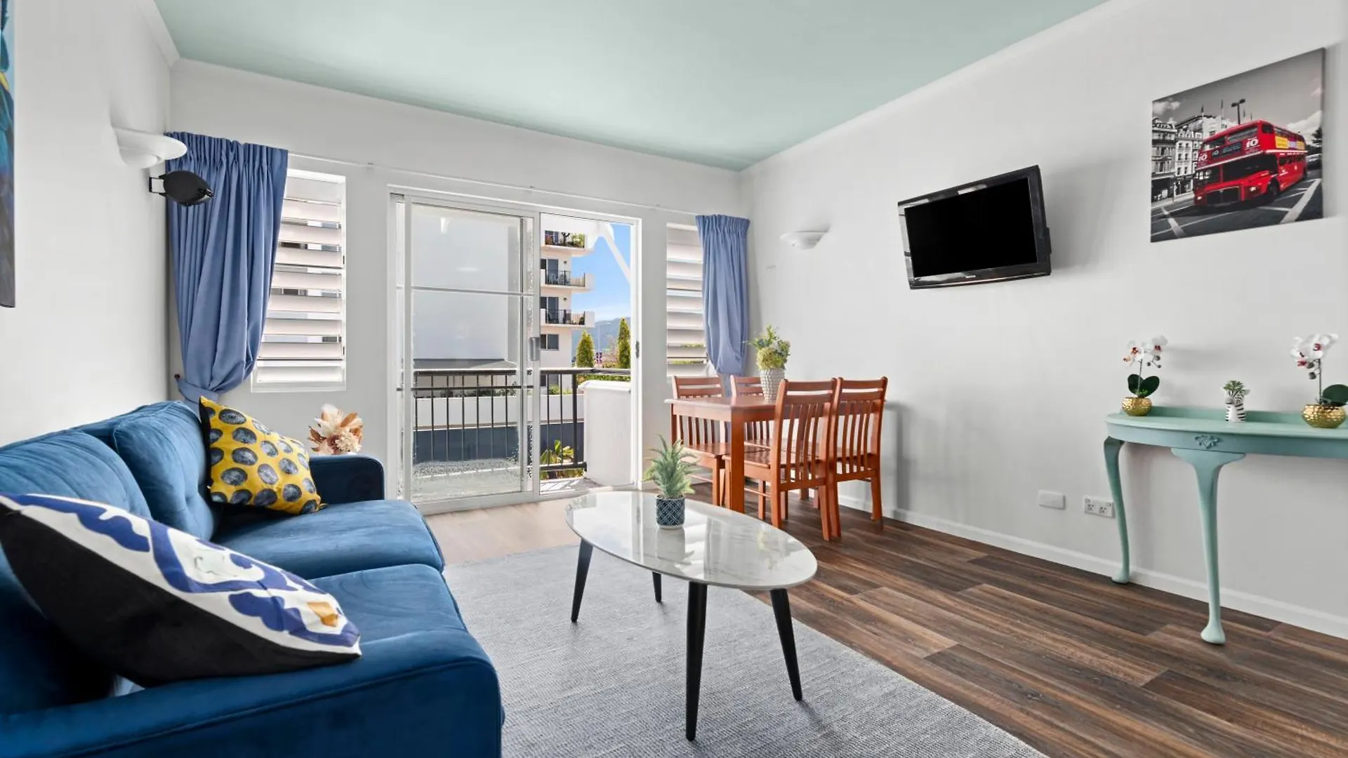 **** Aparthotel Villa Vaucluse Apartments Cairns Australia