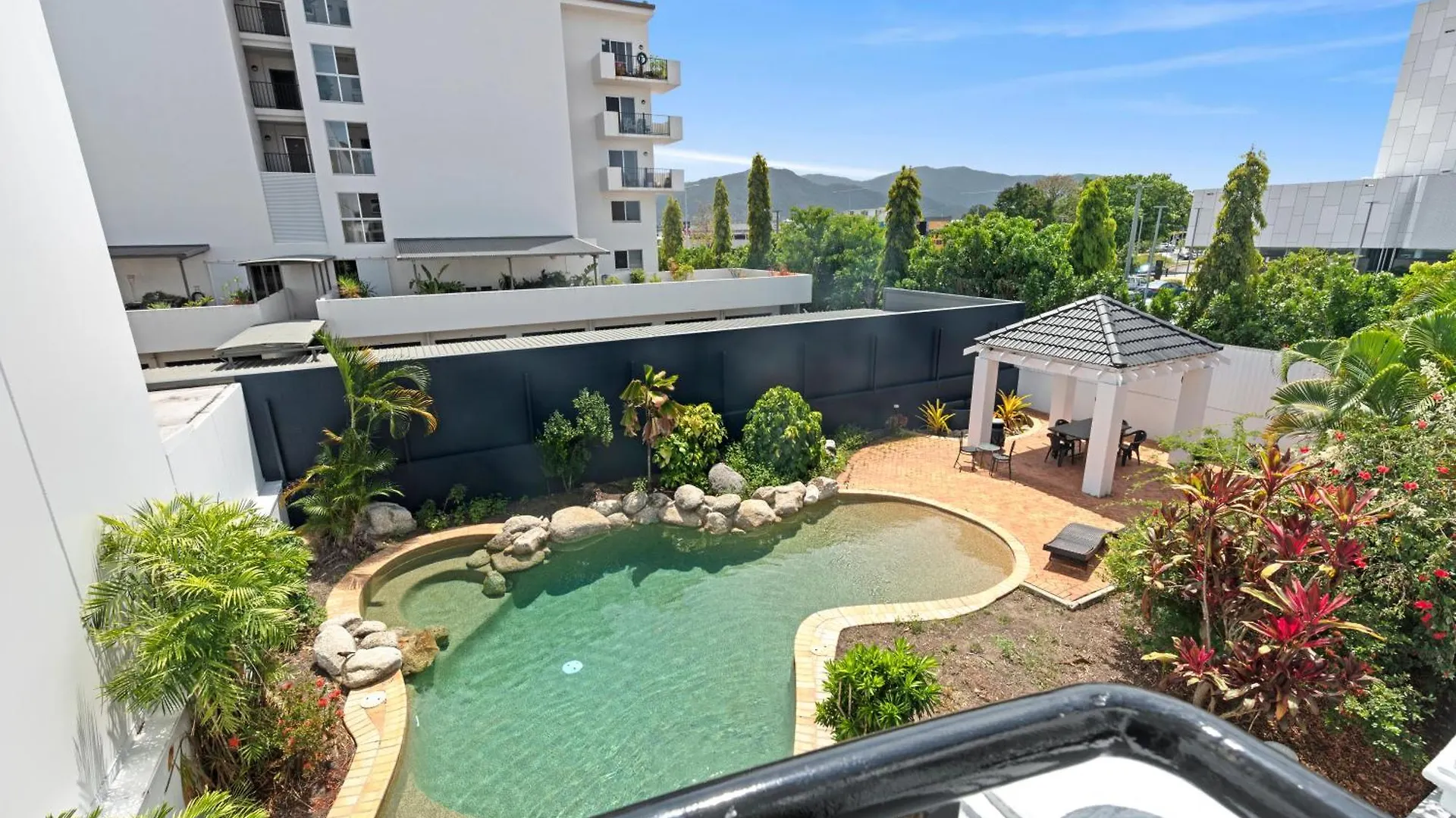 Villa Vaucluse Apartments Κερνς Ξενοδοχείο με διαμερίσματα
