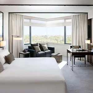 Hotel Crown Metropol