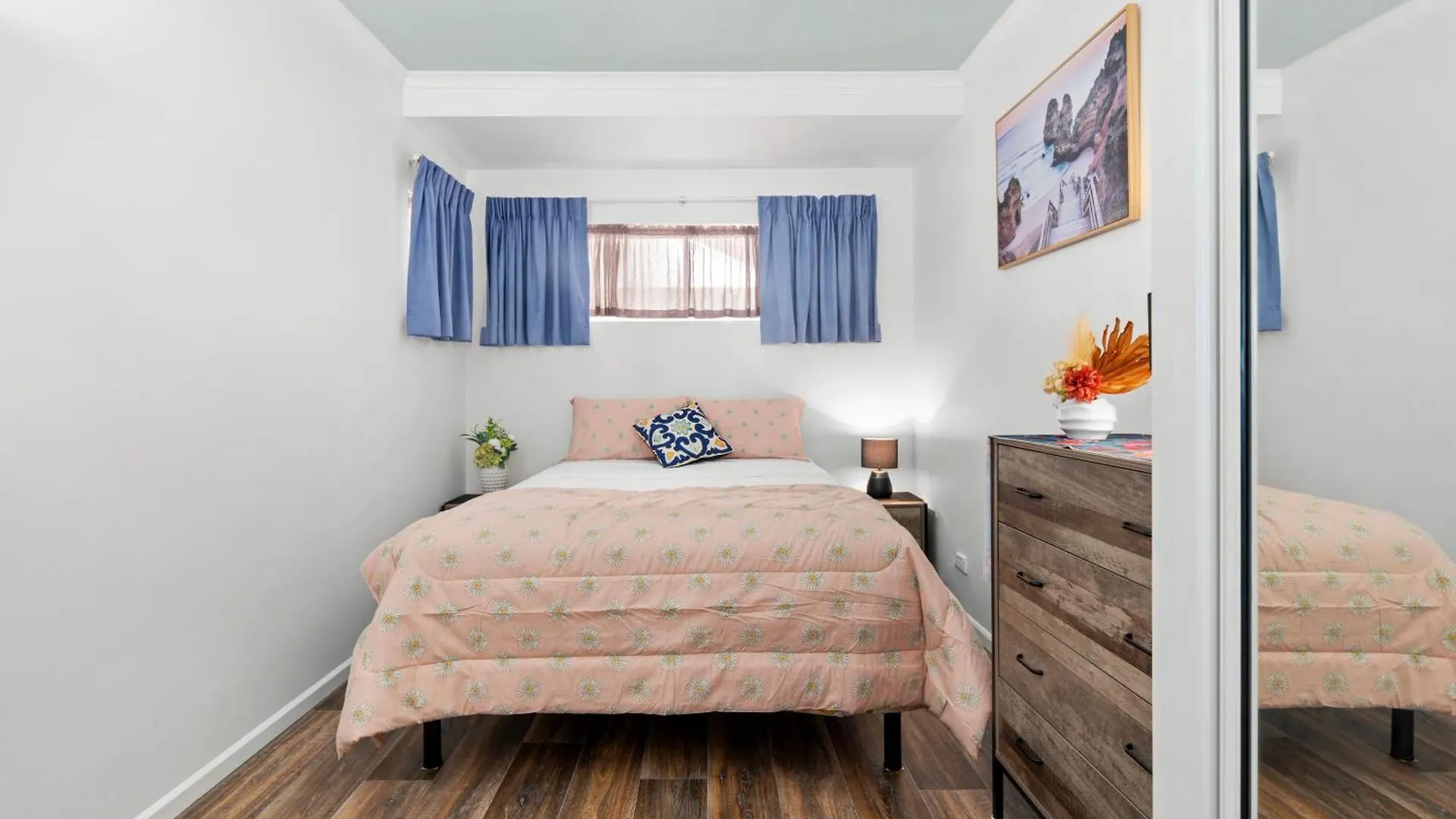 Villa Vaucluse Apartments Кэрнс 4*,