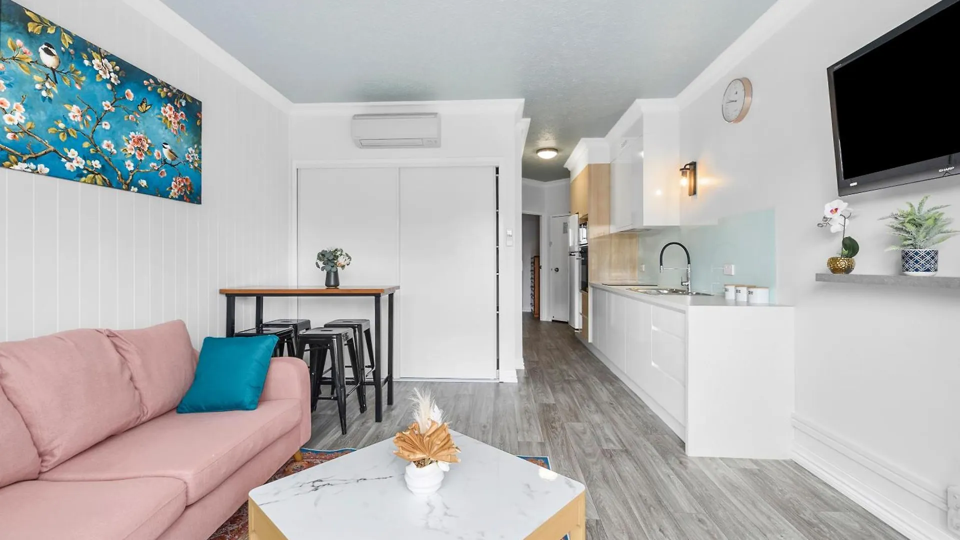 Апарт-отель Villa Vaucluse Apartments Кэрнс