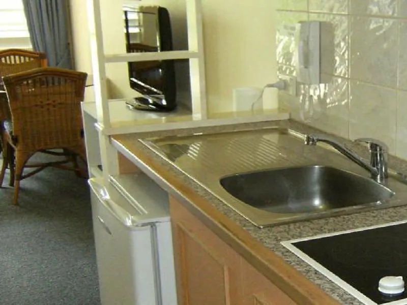 Villa Vaucluse Apartments Cairns 4*,